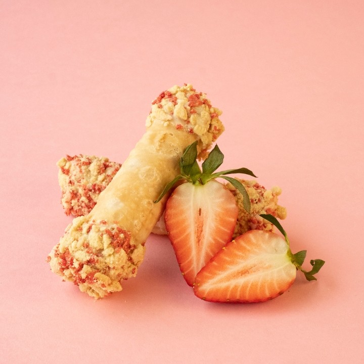 Strawberry Crunch Cannoli