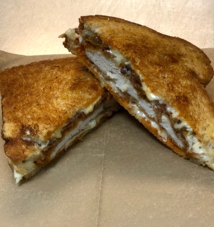 Bacon Buffalo Chicken Grilled Cheese