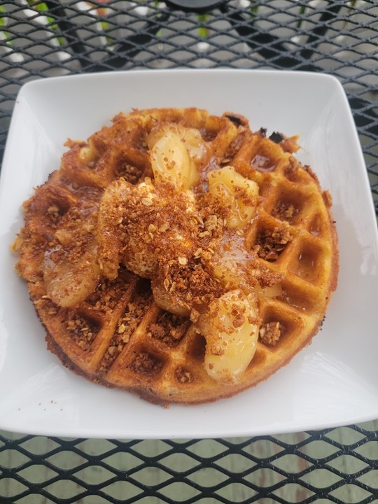 Apple Streusel Waffle