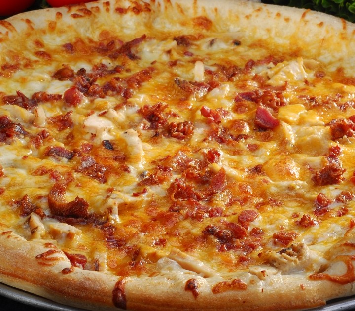 18" Chicken Bacon Ranch Pizza