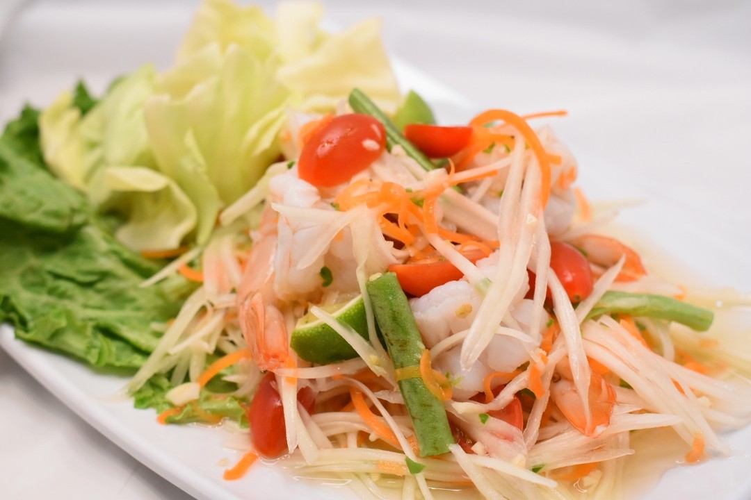 Som Tum Thai (Papaya Salad)