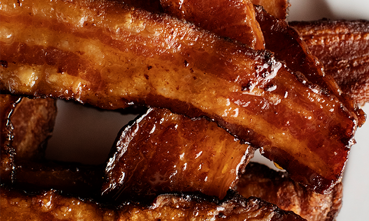 sweet & spicy candied bacon