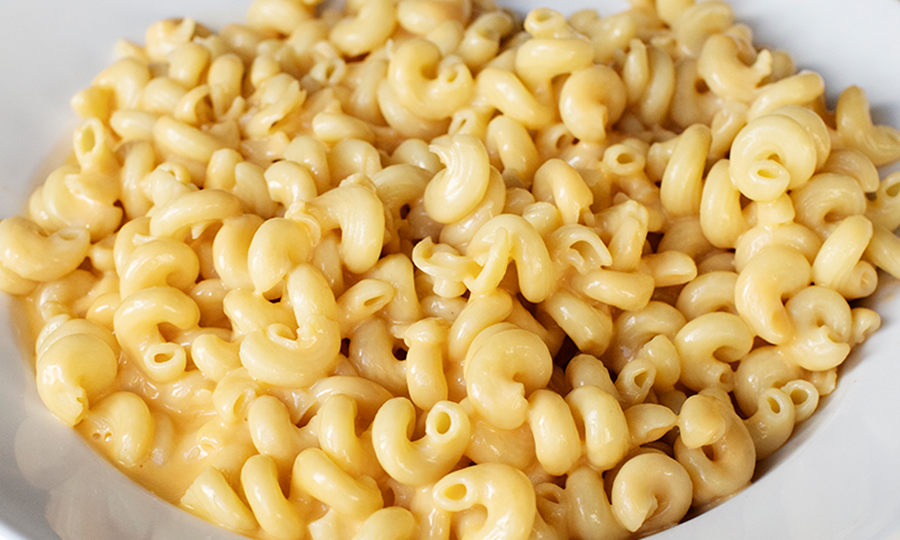 macaroni & cheese [feeds 8-10]
