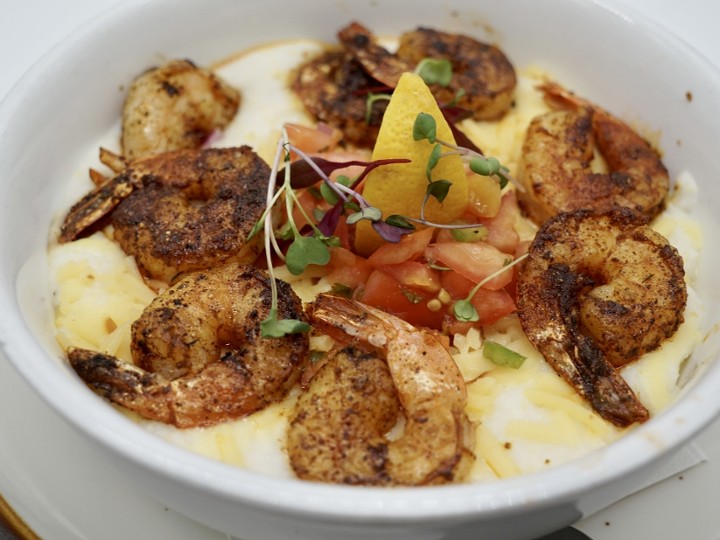 SHRIMP & GRITS