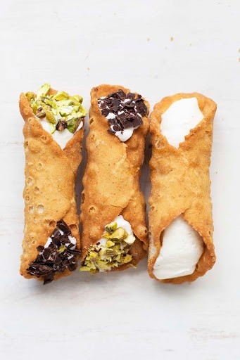 CANNOLI