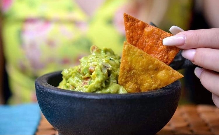 Guacamole with House-made Tricolor Chips