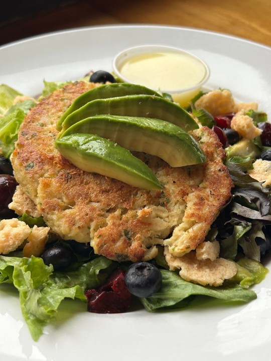 Blueberry Crab Cake Salad