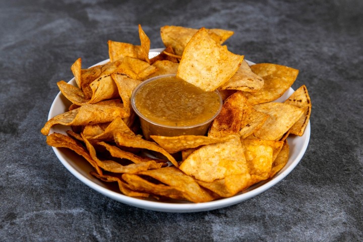 House Chips and Salsa