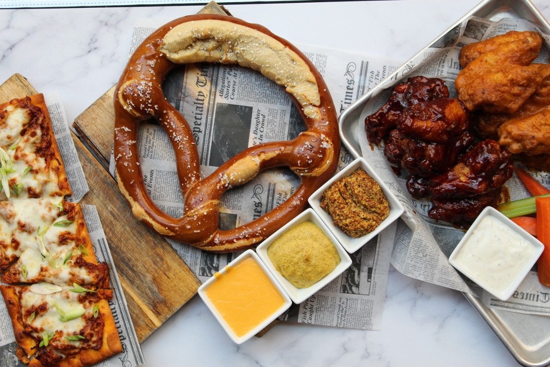 Vaughan's Pub & Grill - Northwest Side