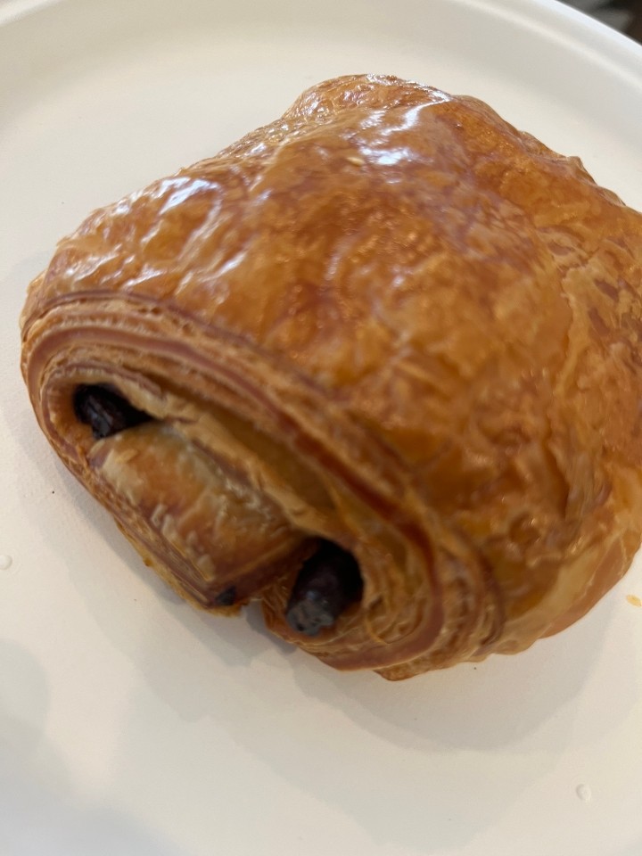 CHOCOLATE CROISSANT