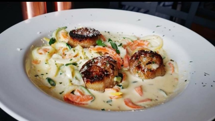 Creamy Garlic Scallops