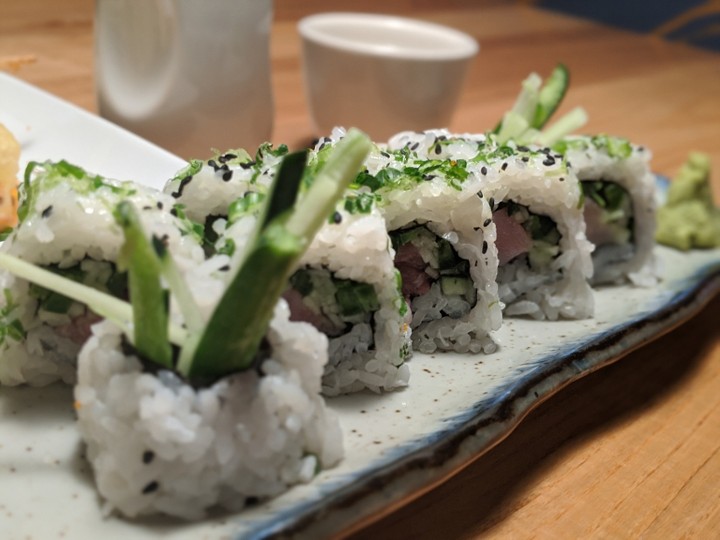 M.C. Hama Roll