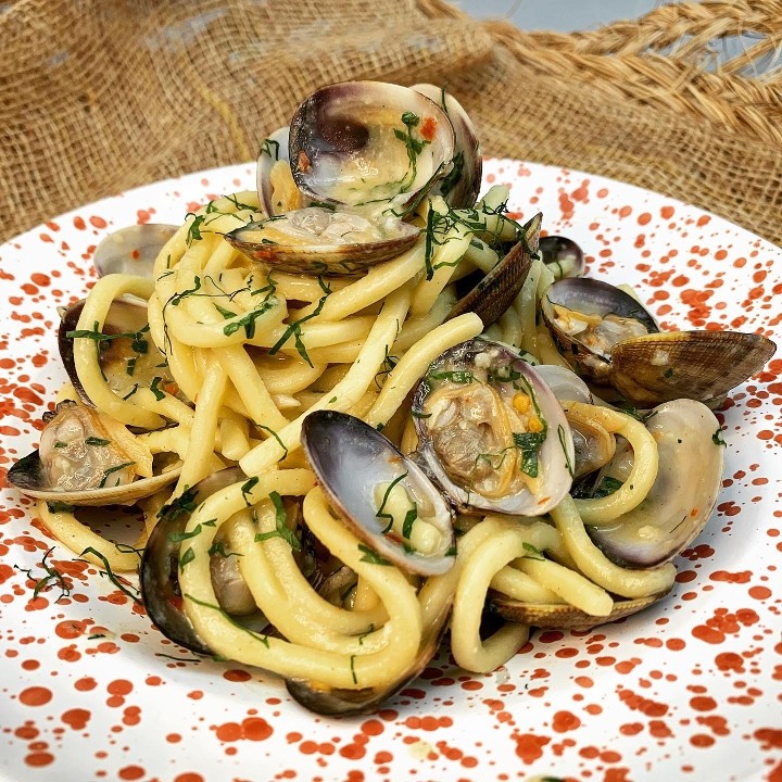 Domenico | Spaghetti alla Chitarra alle Vongole | serves 8-10