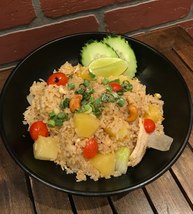 PINEAPPLE FRIED RICE