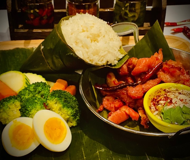 DEEP FRIED SUN DRIED PORK ON STICKY RICE