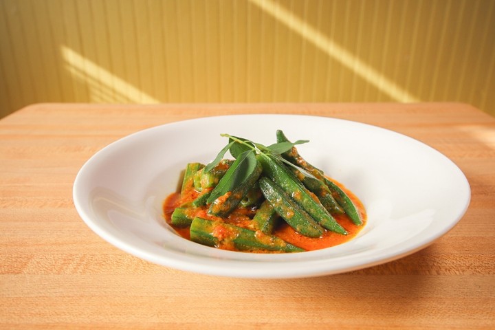 Okra Tofu Curry (YonePaTayThee Hin)