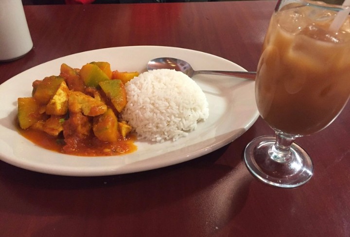 Potato Tofu Curry (Arloo PahPya Hin)