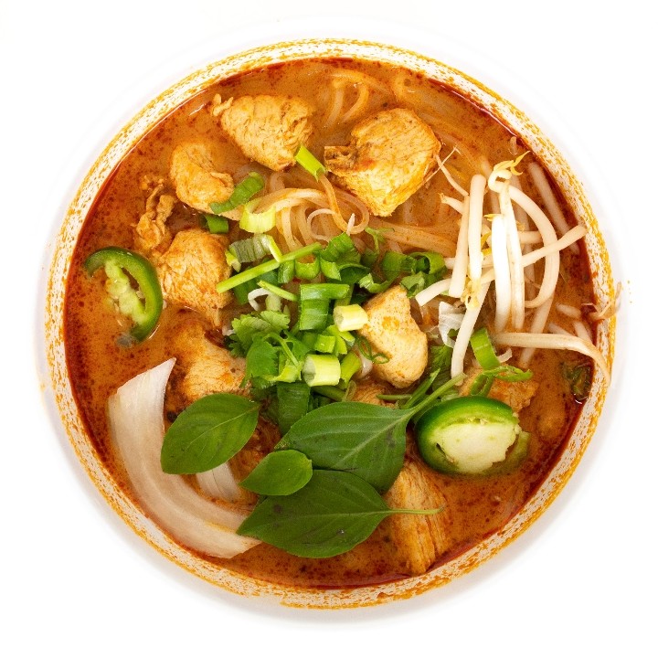 Spicy Chicken Curry Pho 🌶️