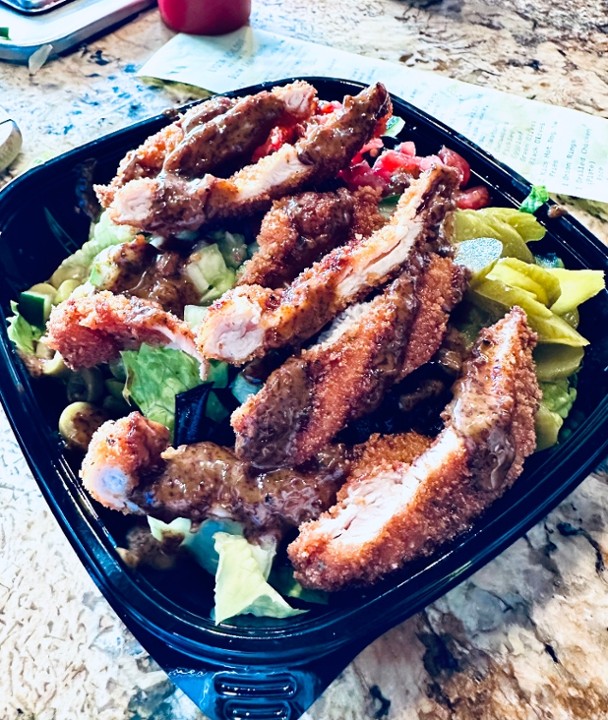 Shnitzel salad bowl