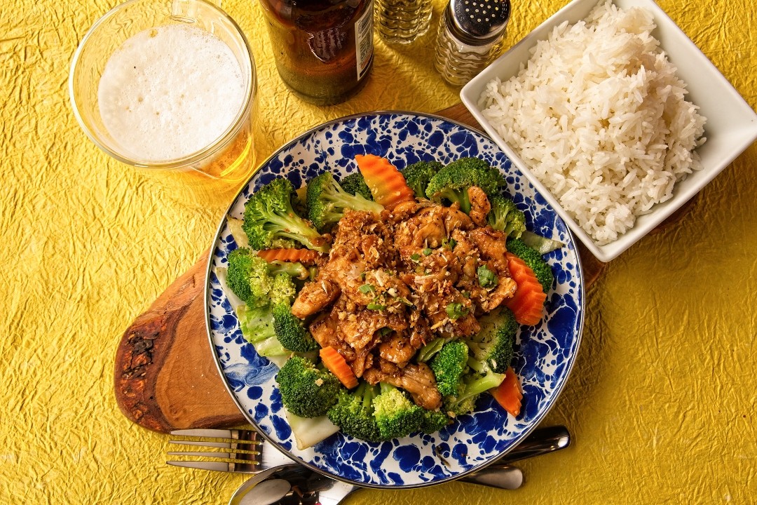 Yum Yai Street Thai At Greystone