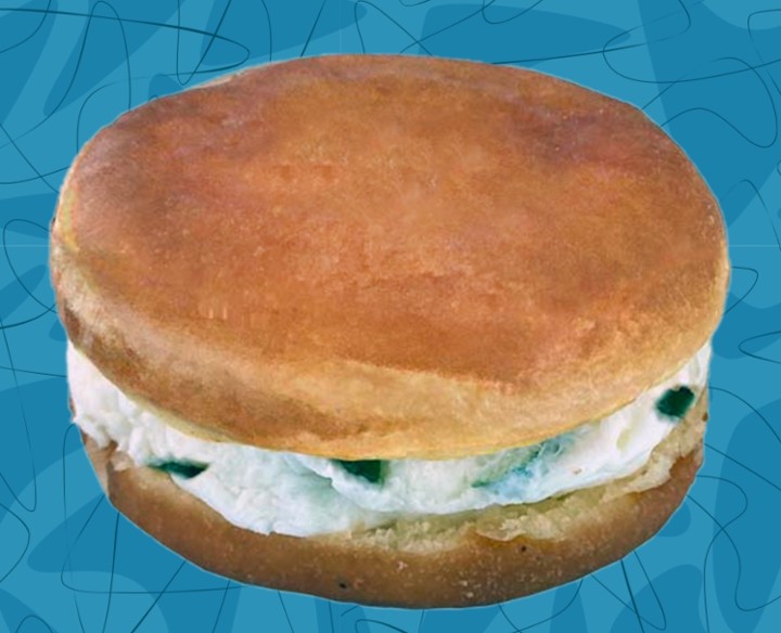 Do'boy - Donut Egg whites, Feta cheese & Spinach Sandwich