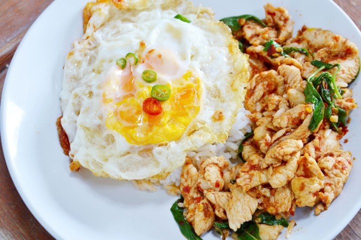 Pad Krapow (Basil)