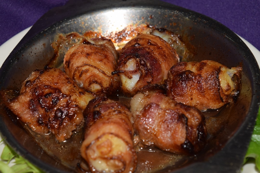 Scallops wrapped in Bacon