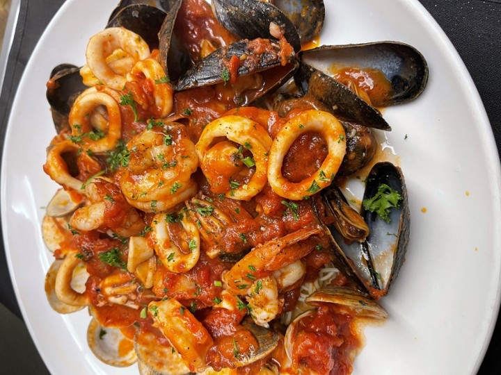 ZUPPA DI PESCE D