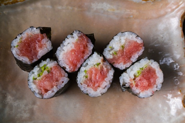 Toro Scallion Roll