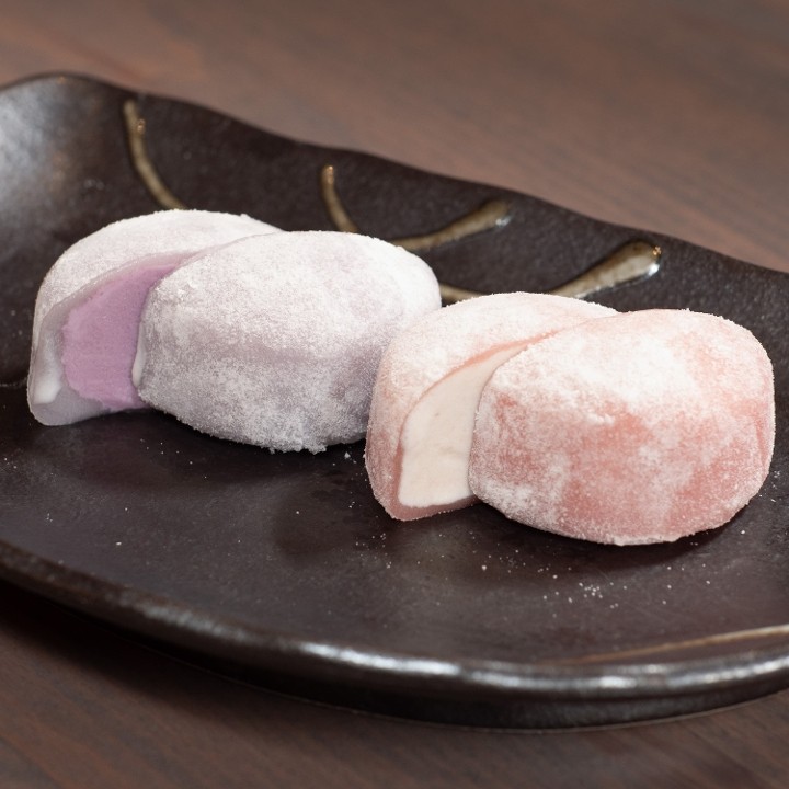 MOCHI ICE CREAM