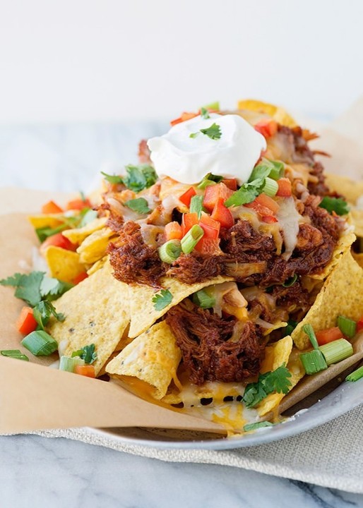 BBQ CHICKEN NACHOS