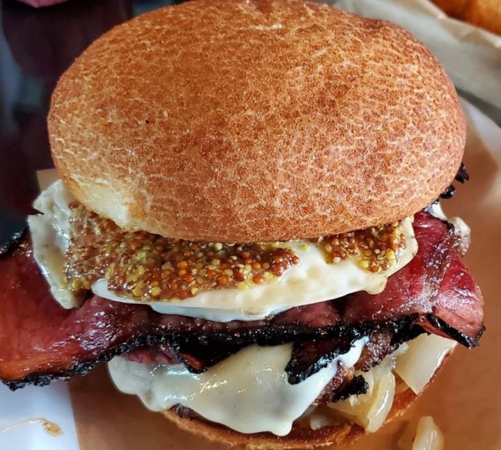 Pastrami Cheeseburger