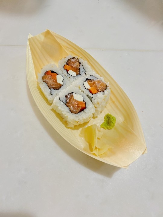 Philly Salmon Roll