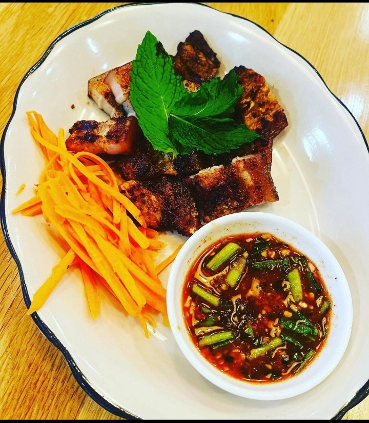 Spicy Grilled Pork Belly 傣味烤五花