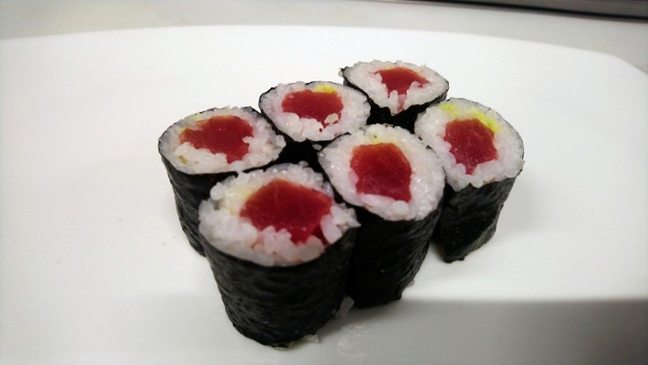 Tuna Roll 6pc