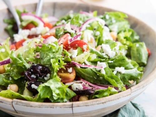 Small Mediterranean Salad Tray Feed (8-10)