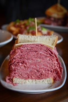 Slyman's Tavern - Independence