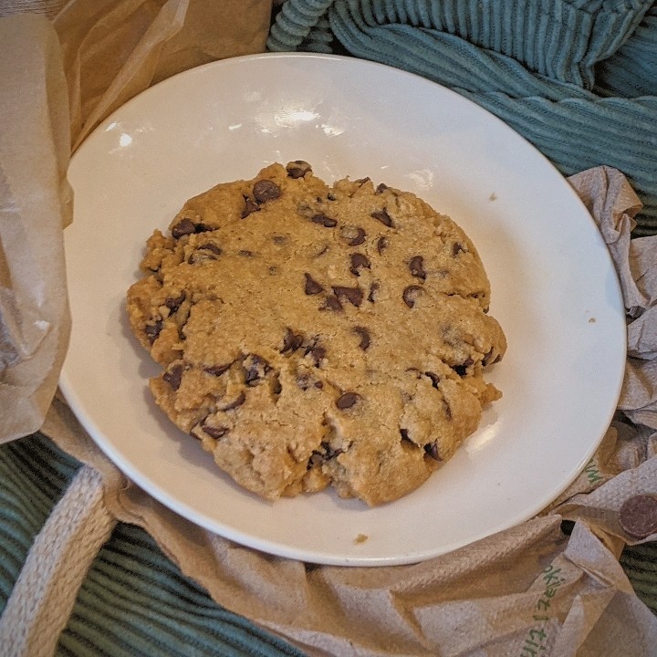 GF Chocolate Chip Cookie