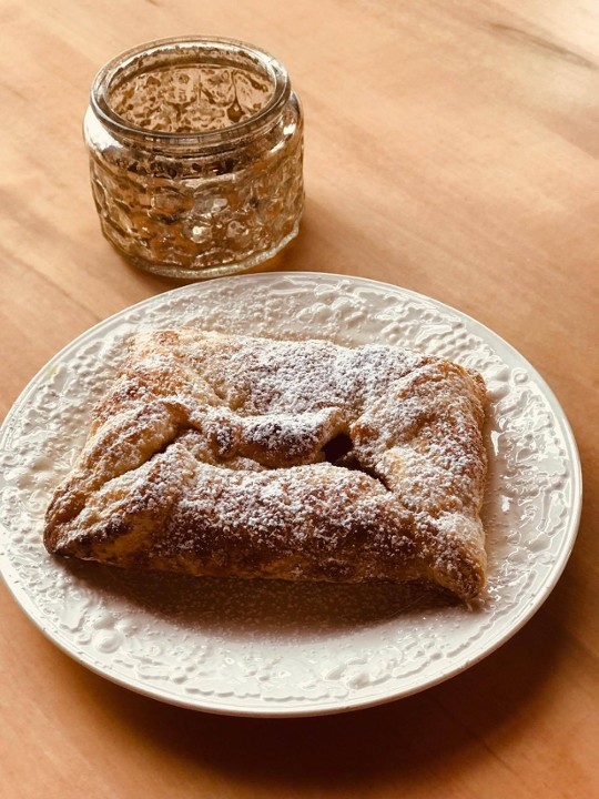 Cinnamon Apple Puff Pastry