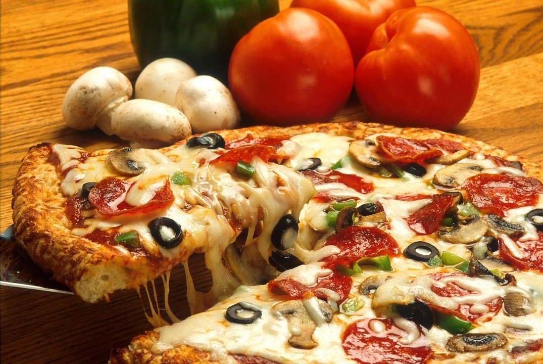 Dominic's Hometown Pizza