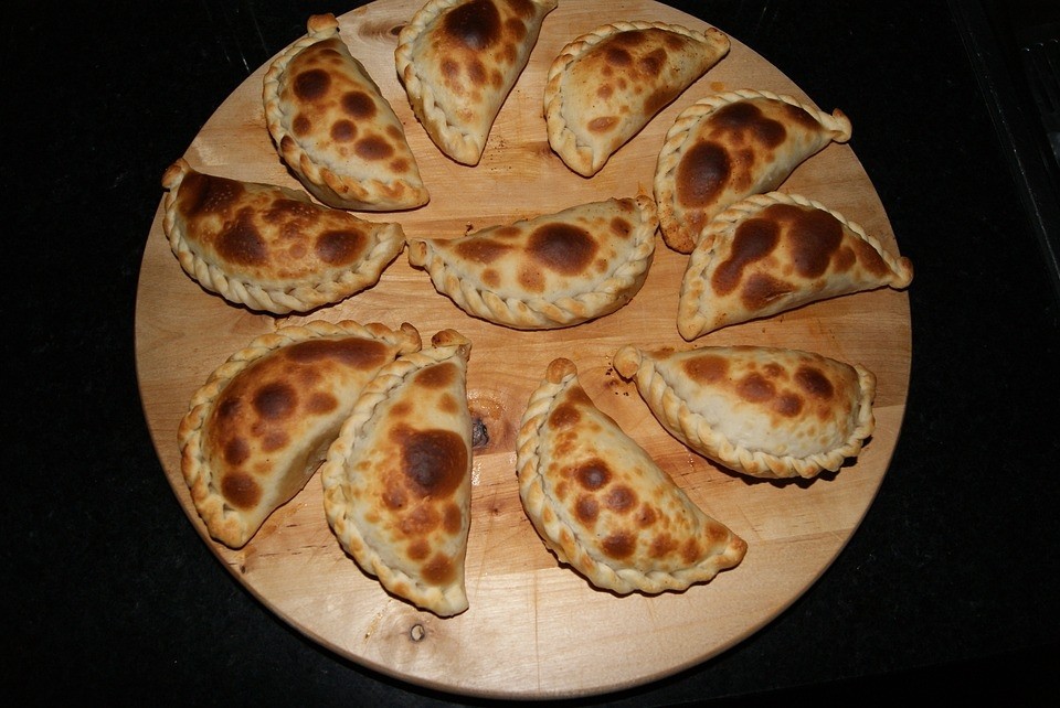 Luna Rotisserie and Empanadas