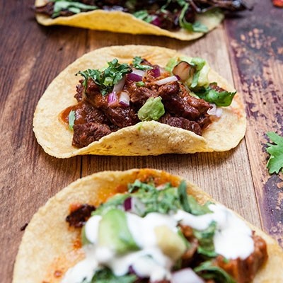 Tacos de Carne Asada con Queso