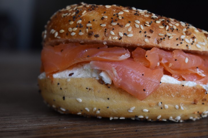 Bagel w/ Lox & Cream Cheese