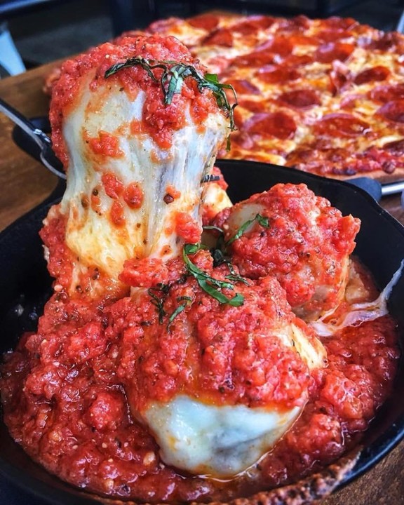 Meatballs & Marinara