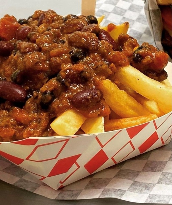 CHILI CHEESE FRIES