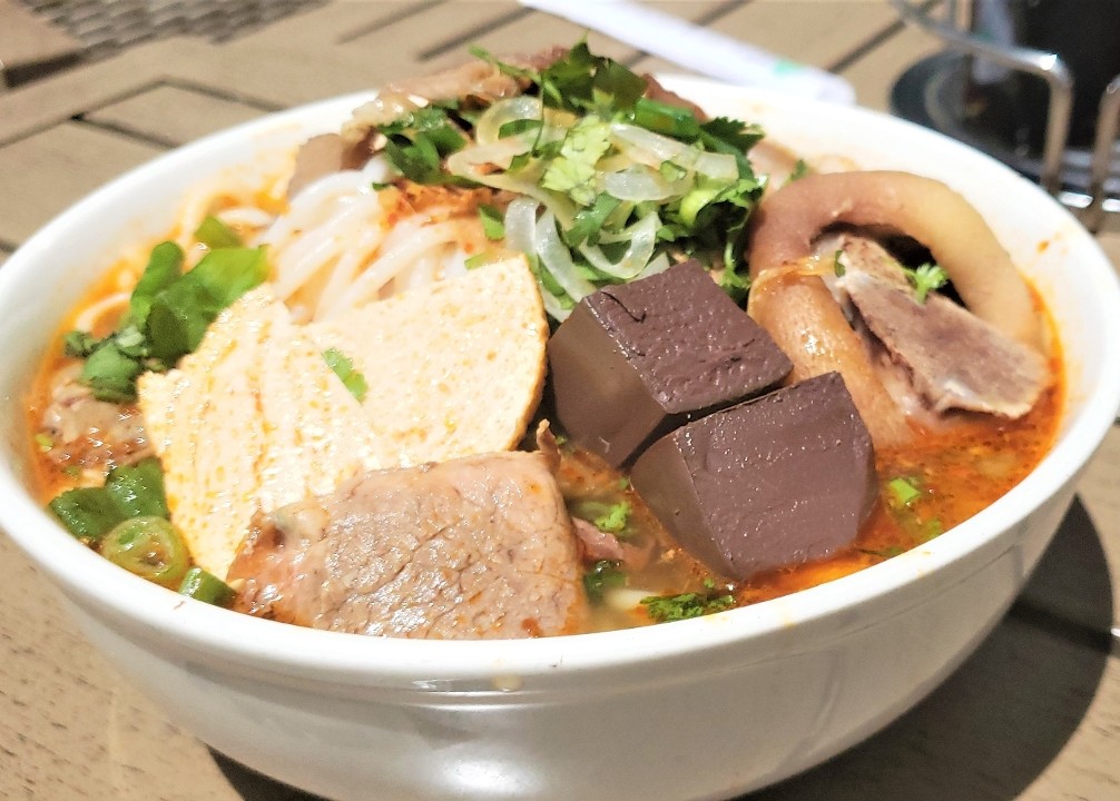 Spicy Beef (Bun Bo Hue) - Traditional Noodle Soup