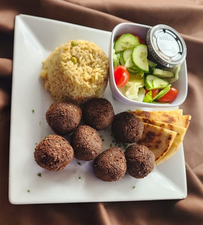 Quinoa Falafel Platter