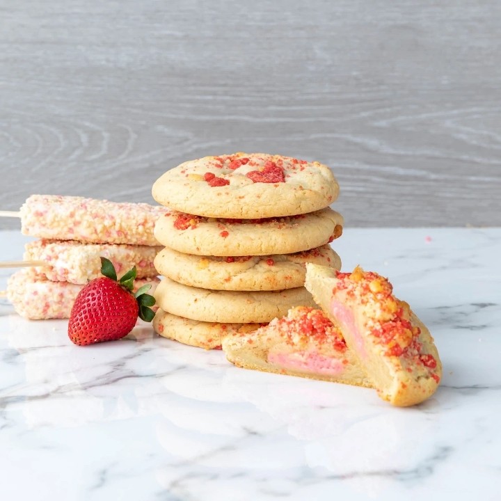 Stuffed Strawberry Shortcake Cookie