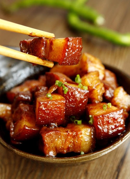 Braised Pork With Potatoes 红烧肉炖土豆