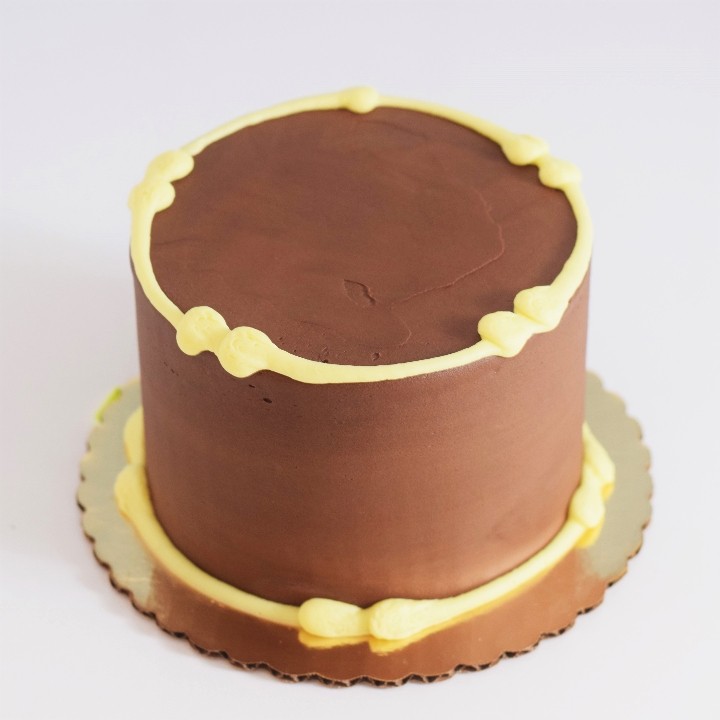 6" 3 Layer Yellow / Chocolate House Cake